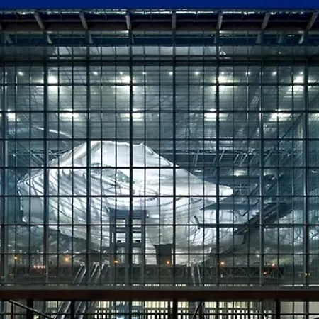 Elegant Comfy Three-rooms In Eur With Parking