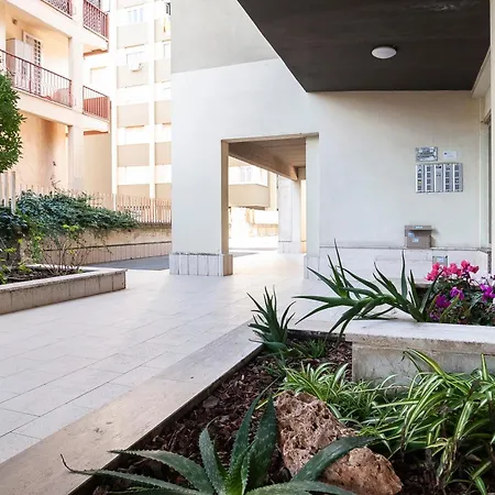 Elegant Comfy Three-rooms In Eur With Parking *