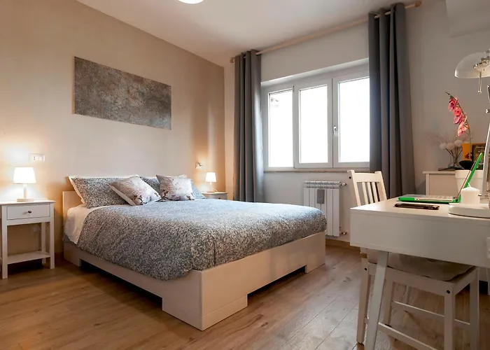 Elegant Comfy Three-rooms In Eur With Parking