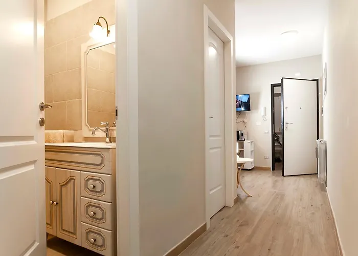 Elegant Comfy Three-rooms In Eur With Parking * Рим