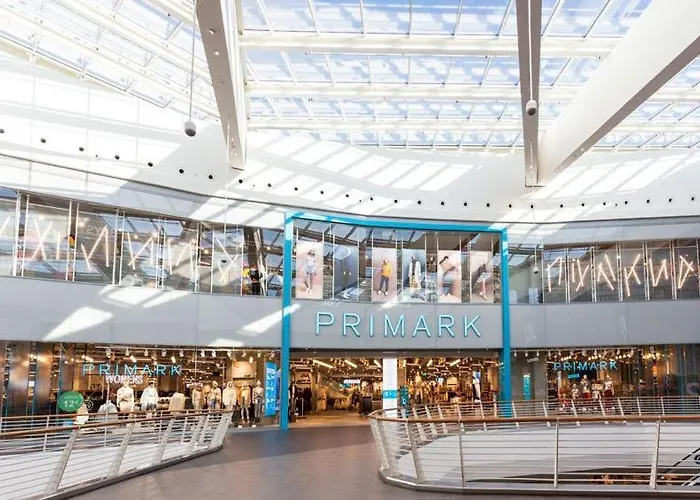 Elegant Comfy Three-rooms In Eur With Parking *