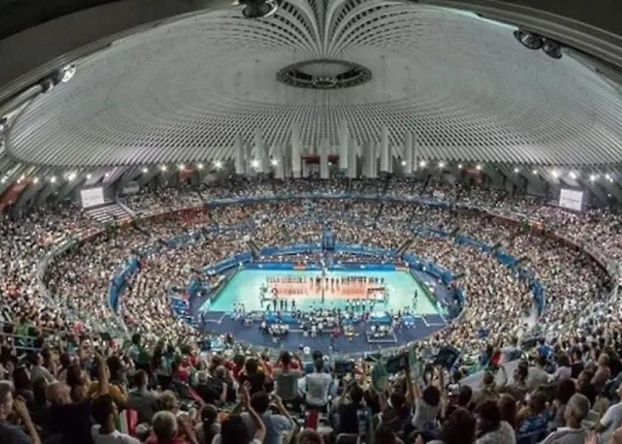 Апартаменты Elegant Comfy Three-rooms In Eur With Parking *